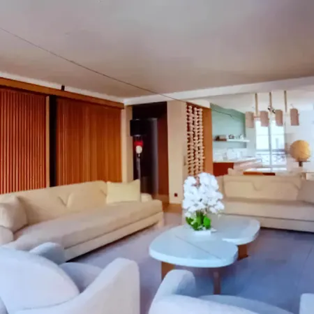 1 Minute Gare Montparnasse,center,close To Louvre Meusm And Eiffel Tour ,amusing Place Appartement *